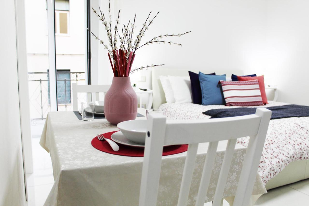 Conforti Apartment Νάπολη Εξωτερικό φωτογραφία